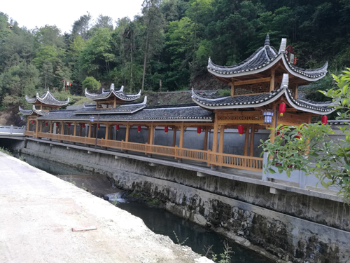 六甲寺風(fēng)雨長(zhǎng)廊