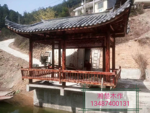 溆浦湘楚木作古建工程有限公司,土家吊腳樓,侗鄉(xiāng)鼓樓,侗鄉(xiāng)風(fēng)雨樓哪里好 溆浦湘楚木作古建工程有限公司,土家吊腳樓,侗鄉(xiāng)鼓樓,侗鄉(xiāng)風(fēng)雨樓哪里好