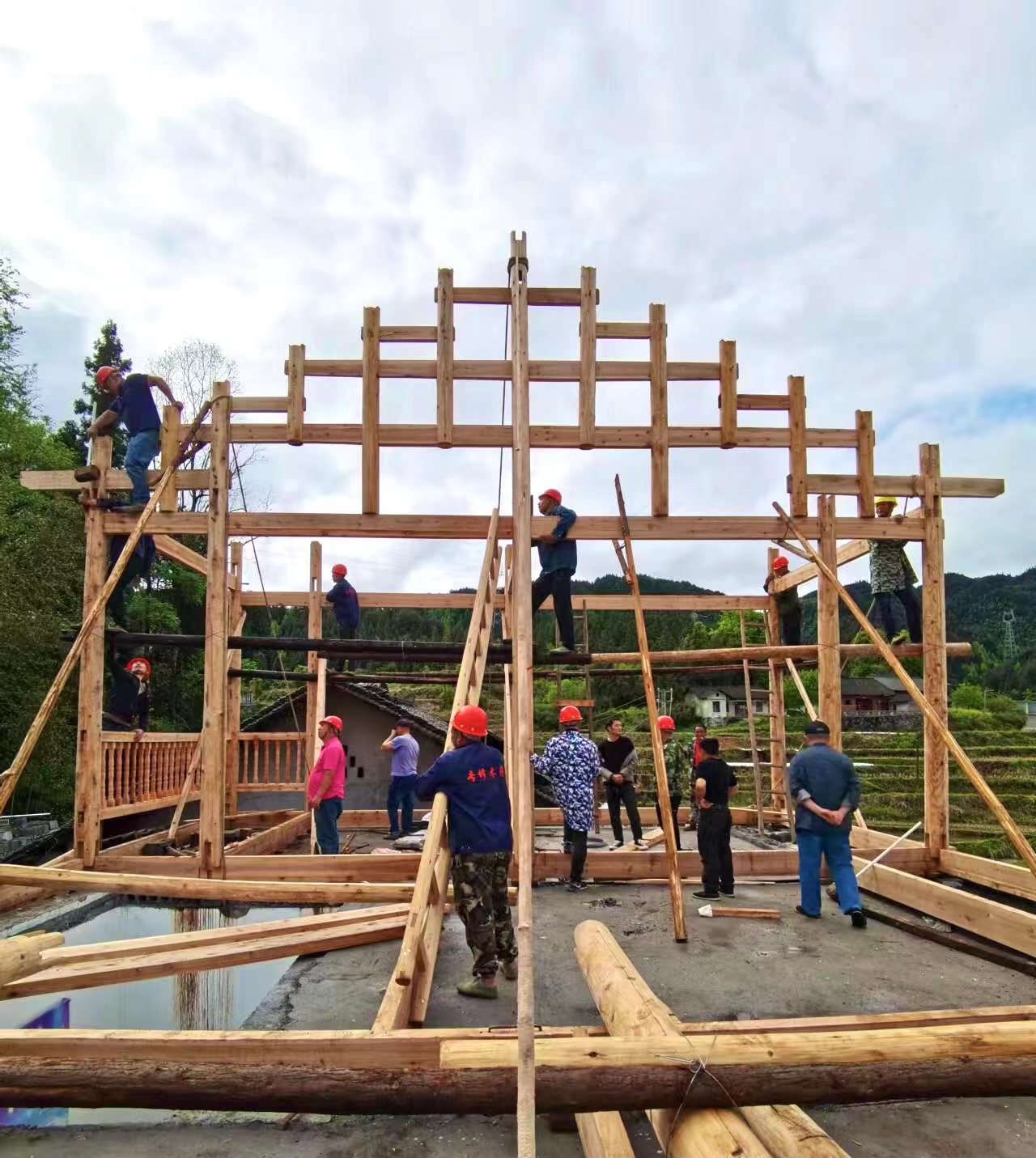 溆浦湘楚木作古建工程有限公司,土家吊腳樓,侗鄉(xiāng)鼓樓,侗鄉(xiāng)風(fēng)雨樓哪里好
