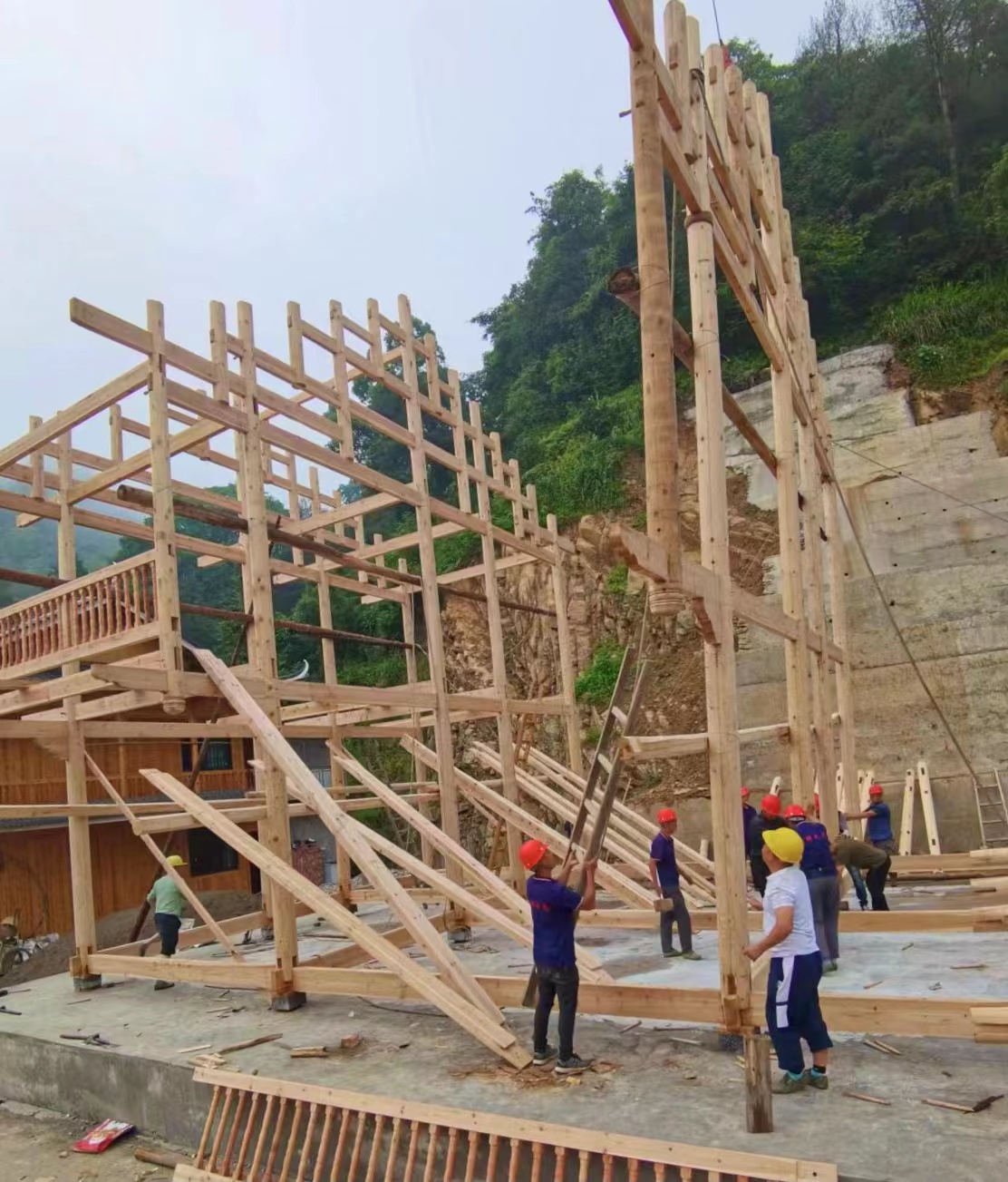 溆浦湘楚木作古建工程有限公司,土家吊腳樓,侗鄉(xiāng)鼓樓,侗鄉(xiāng)風雨樓哪里好