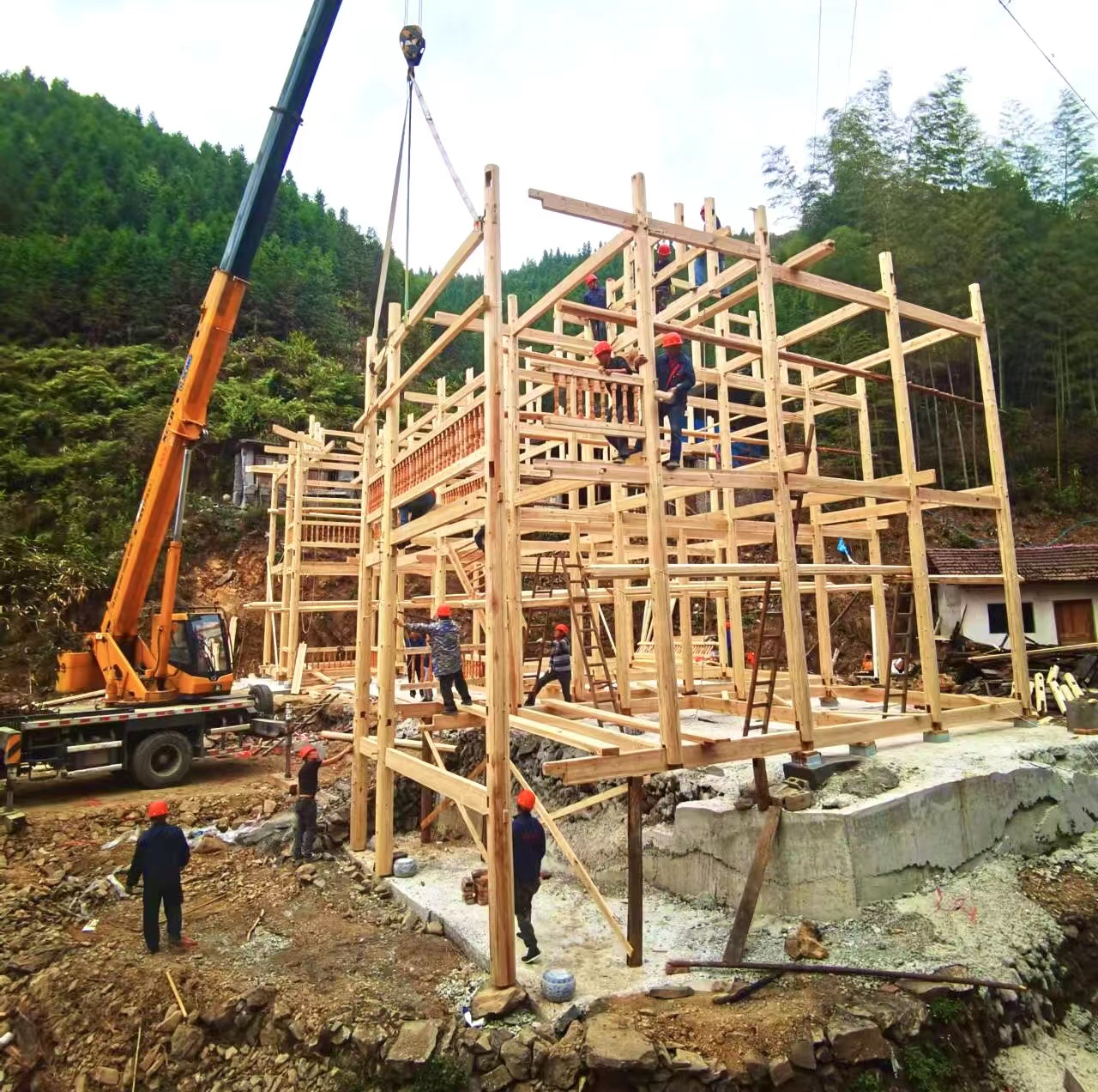溆浦湘楚木作古建工程有限公司,土家吊腳樓,侗鄉(xiāng)鼓樓,侗鄉(xiāng)風(fēng)雨樓哪里好